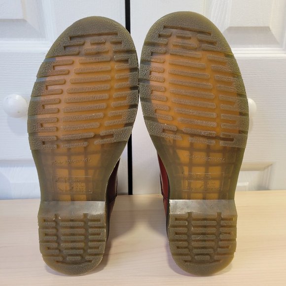 DR. MARTENS AirWair Cherry Red Chelsea 2976 Men's Ankle Boots sz 8 LIKE NEW Punk - Picture 8 of 8